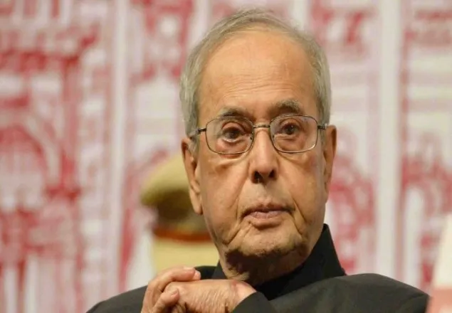 মস্তিষ্কে অস্ত্রোপচার, জীবনমৃত্যুর সন্ধিক্ষণে প্রণব মুখার্জি 