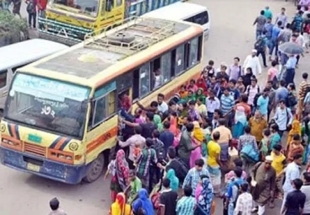 গণপরিবহনে ৬০ শতাংশ বর্ধিত ভাড়া প্রত্যাহারের দাবি
