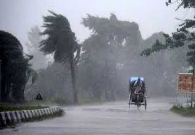 লঘুচাপে সাগর উত্তাল, দেশের বিভিন্ন অঞ্চলে বৃষ্টি