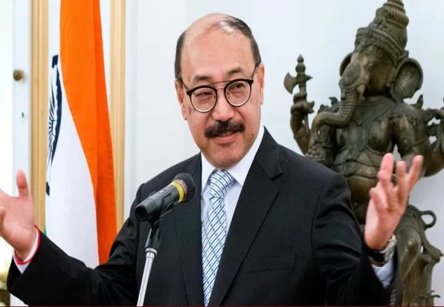 ভ্যাকসিন কূটনীতির আড়ালে কী বার্তা দিলেন শ্রিংলা!