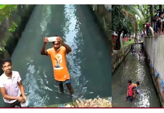 নর্দমায় মিলছে টাকা