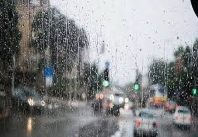 সারা দেশে বৃষ্টির পূর্বাভাস, সমুদ্র বন্দরগুলোতে ৩ নম্বর সংকেত