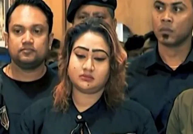 অস্ত্র মামলায় পাপিয়ার বিচার শুরু