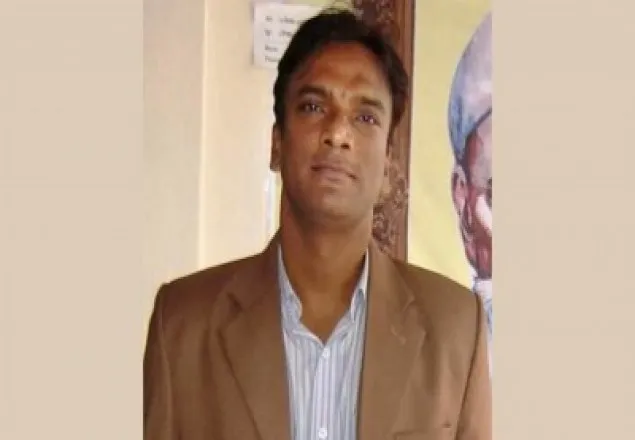 মুক্তি পেলেন রাবি শিক্ষক কাজী জাহিদ