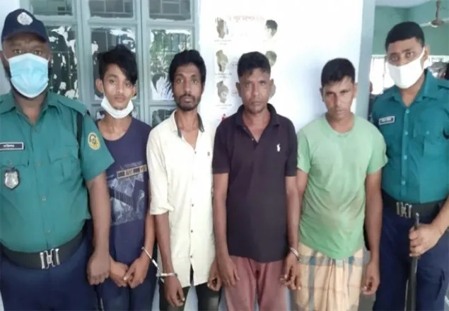 স্বামীকে অটোরিকশায় বেঁধে রেখে স্ত্রীকে ‘সংঘবদ্ধ ধর্ষণ’