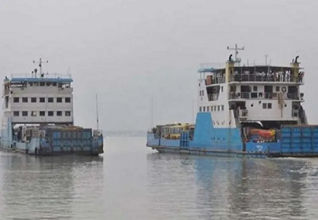 শিমুলিয়া-কাঁঠালবাড়ি ফেরি চলাচল বন্ধ