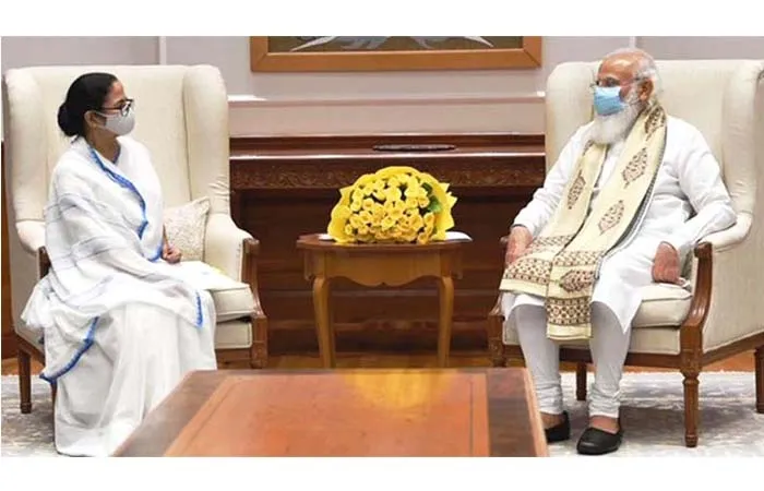 সীমান্তে বিএসএফ ইস্যু, মোদির সঙ্গে বৈঠকে মমতা