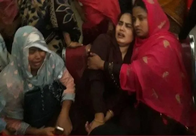 ধামরাইয়ে সাংবাদিককে প্রকাশ্যে গলাকেটে হত্যা