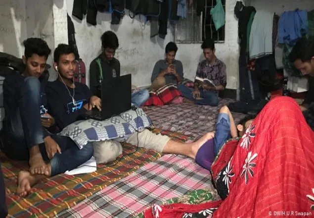 চাকরি প্রার্থীদের হতাশা বাড়ছে