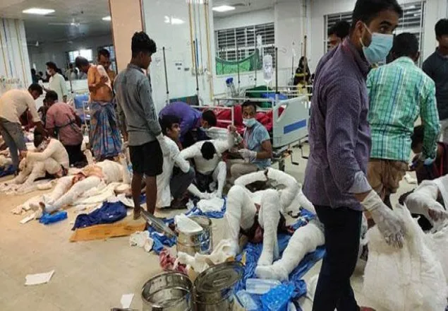 দগ্ধদের কেউই শঙ্কামুক্ত নন: ডা. সামন্ত লাল সেন