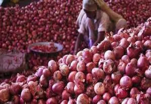  আবারও বাড়ছে পেঁয়াজের ঝাঁজ   