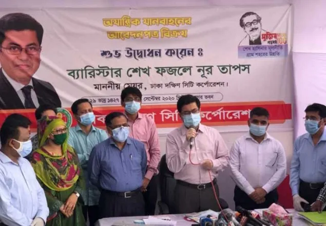 সড়কে ব্যাটারিচালিত রিকশা-ভ্যান পেলে ব্যবস্থা: মেয়র তাপস