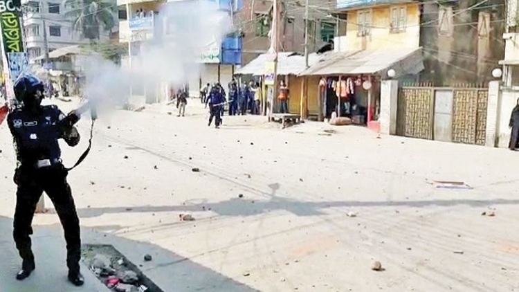 AL attack on BNP in Banani: 30 injured including Tabit-Selima-Alal-