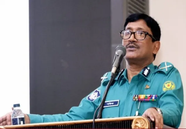 অপরাধীর সঙ্গে পুলিশের সম্পর্ক থাকলে ব্যবস্থা: ডিএমপি কমিশনার