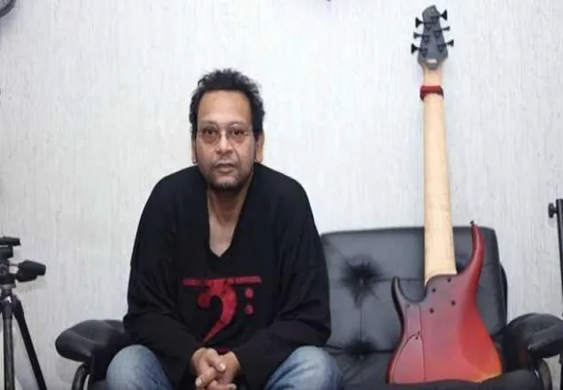 করোনায় আক্রান্ত অর্থহীনের সুমন   