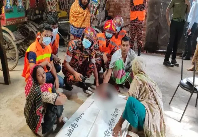ডেমরার খালে ডুবে যাওয়া শিশুটির মরদেহ উদ্ধার