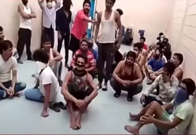 সৌদিতে রাস্তায় ভিক্ষা করায় ৪৫০ ভারতীয় আটক