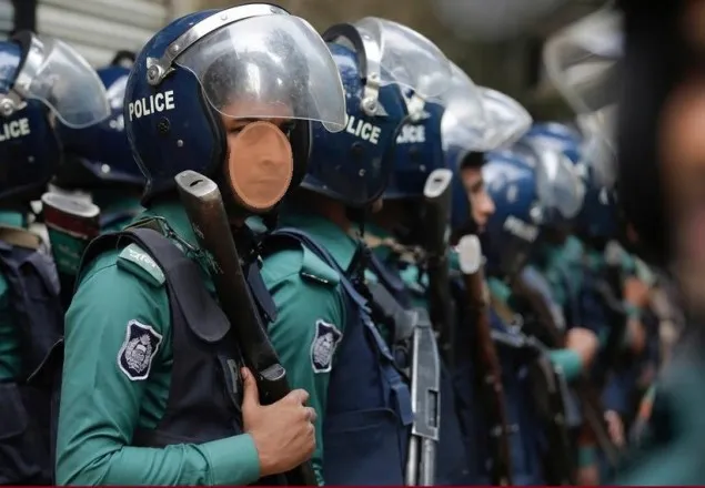 কক্সবাজার থেকে একযোগে ১৪০০ পুলিশ সদস্যকে বদলি