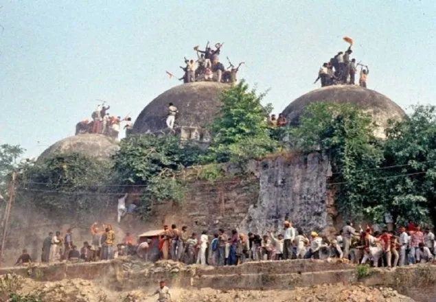 বাবরি মসজিদ মামলায় আদভানিসহ সব আসামি বেকসুর খালাস
