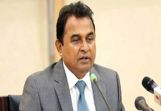 ঋণ পরিশোধে বৃহত্তর স্বার্থে ব্যবসায়ীদের পক্ষে সরকার