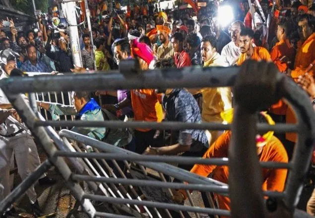পশ্চিমবঙ্গে ভোটের আগে ‘লাশের রাজনীতি’?