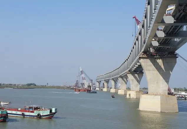 আজ বসানো হবে পদ্মা সেতুর ৩২ তম স্প্যান