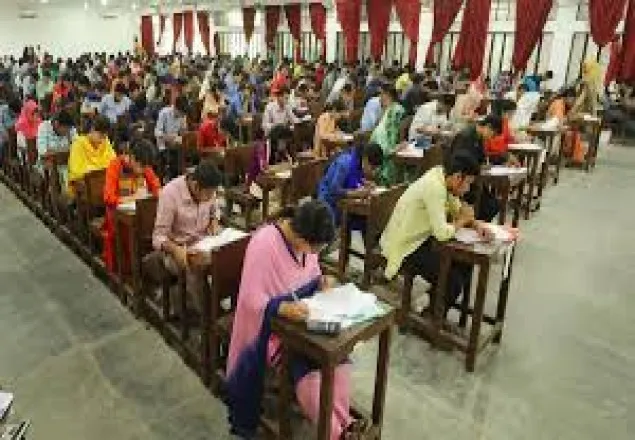 বিশ্ববিদ্যালয়ে ভর্তি পরীক্ষার বিষয়ে সিদ্ধান্ত শনিবার