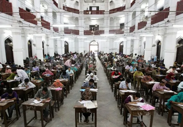 পরীক্ষার মাধ্যমেই পাবলিক বিশ্ববিদ্যালয়ে ভর্তি