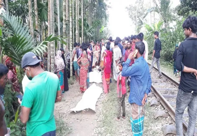 নেত্রকোণায় ট্রেনে কাটা পড়ে নিহত ৩
