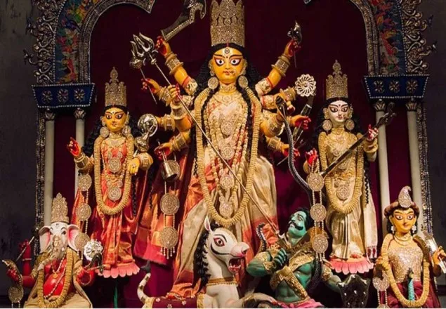 সন্ধ্যার পর পূজামণ্ডপ বন্ধ