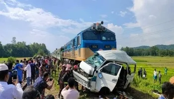 গেটম্যান সাদ্দামকে আসামি করে মামলা