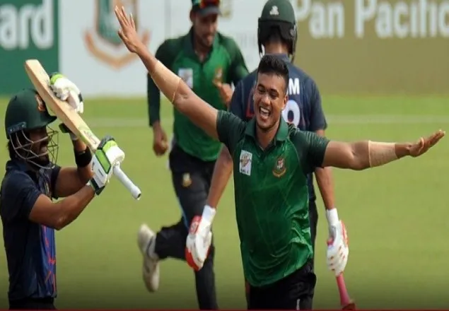 হেরে বিদায় তামিমের, ফাইনালে মাহমুদউল্লাহ