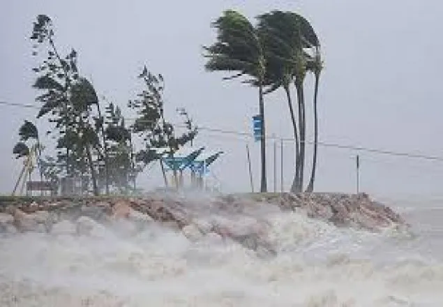 ঘূর্ণিঝড়ের আশঙ্কা: পটুয়াখালীতে ৯০০ আশ্রয়কেন্দ্র প্রস্তুত