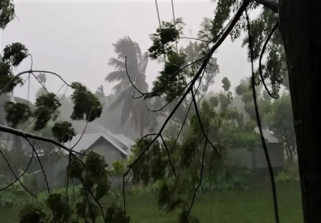 স্থল নিম্নচাপের কারণে সমুদ্রবন্দরে ৩ নম্বর সতর্কতা সংকেত