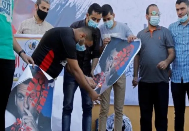 বাংলাদেশসহ মুসলিম দেশগুলোতে ফরাসিদের বিশেষ সতর্কতা