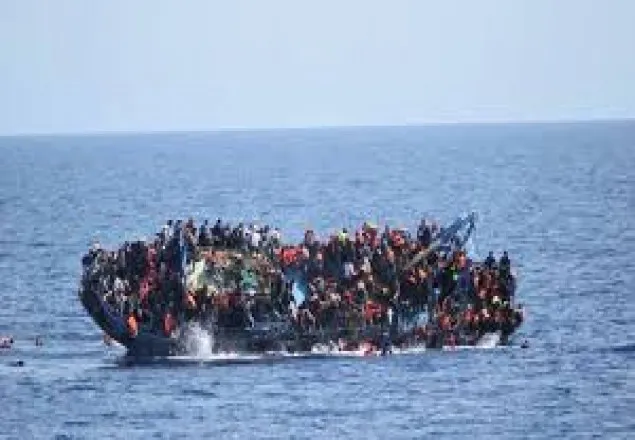 ইউরোপগামী নৌকাডুবিতে ১৪০ অভিবাসীর 