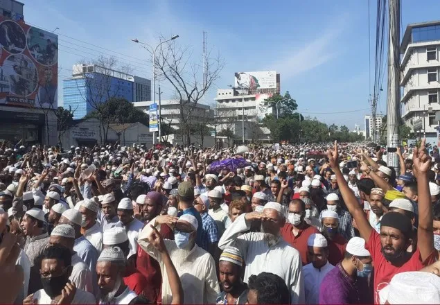 ব্যঙ্গচিত্রের প্রতিবাদে ফ্রান্স বিরোধী বিক্ষোভে উত্তাল বাংলাদেশ 