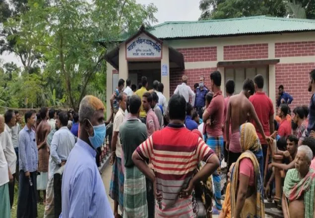 সাতক্ষীরায় সেনা সদস্যের ঝুলন্ত লাশ উদ্ধার