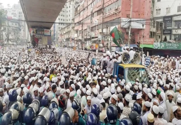 দূতাবাস বন্ধে ২৪ ঘণ্টার আল্টিমেটাম হেফাজতের