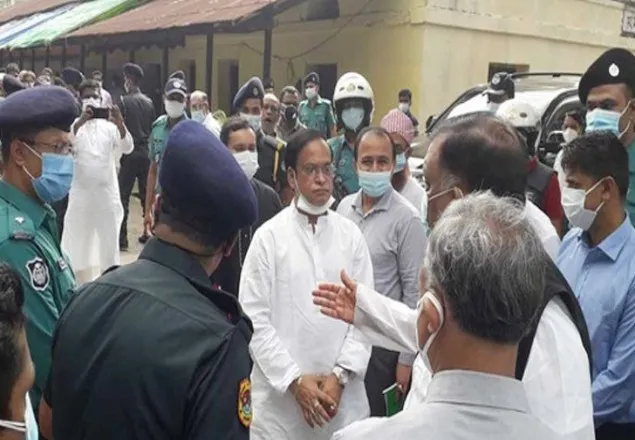 অবশেষে জেলহত্যা দিবসের অনুষ্ঠানে দেখা মিলল হাজী সেলিমের