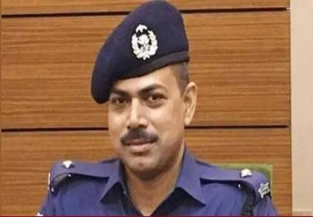 ওসি প্রদীপকে পদোন্নতি দেয়ায় লিগ্যাল নোটিশ