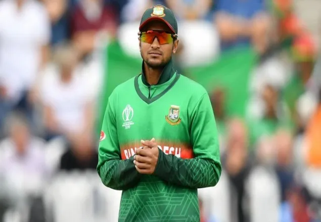 ভক্তদের ভালোবাসার প্রতিদান দিতে চাই : সাকিব