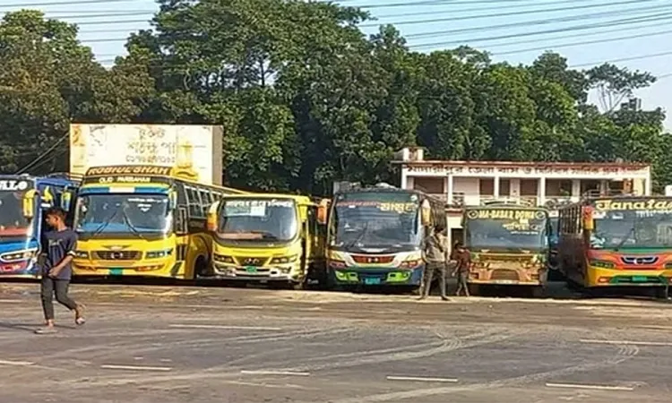 Bus services resumes in Faridpur after BNP rally