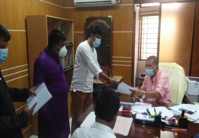 বেরোবিতে কর্মচারীদের হয়রানি বন্ধ ও বহিস্কারাদেশ প্রত্যাহার দাবি
