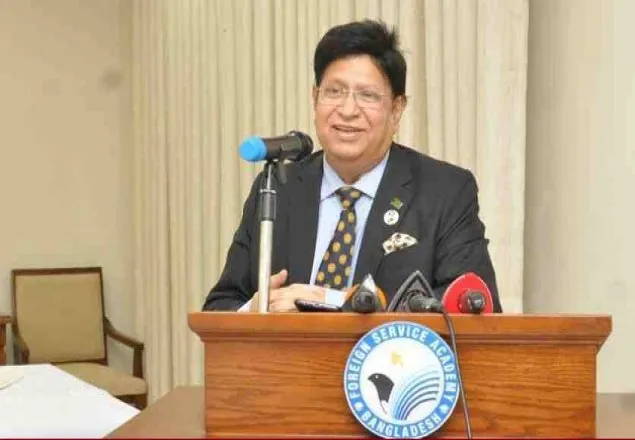 প্রবাসীদের নিষ্ঠার সাথে সেবা দিন: কর্মকর্তাদের প্রতি পররাষ্ট্রমন্ত্রী