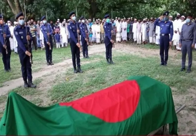 মুক্তিযোদ্ধার মৃত্যুতে রাষ্ট্রীয় সম্মান প্রদর্শনের নতুন আদেশ