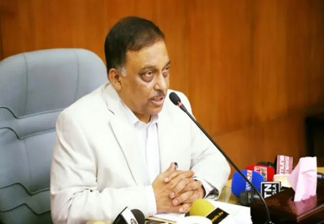 স্বরাষ্ট্রমন্ত্রী ও জননিরাপত্তা সচিব করোনায় আক্রান্ত