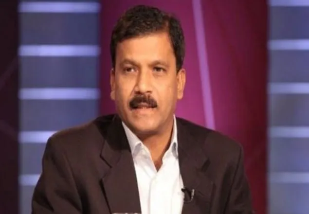করোনায় আক্রান্ত অধ্যাপক আসিফ নজরুল