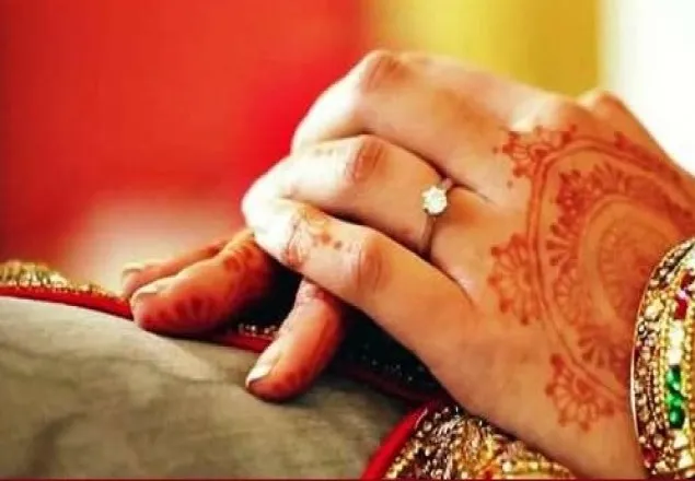 প্রেম করে আদালতে গিয়ে বিয়ে, ৬ মাস পর স্ত্রীকে কুপিয়ে হত্যা