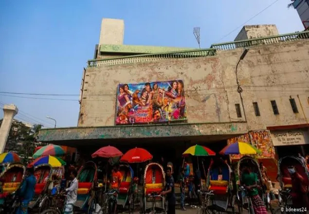 দেশের সিনেমা হলে হিন্দি ছবি চালানোর প্রস্তাব